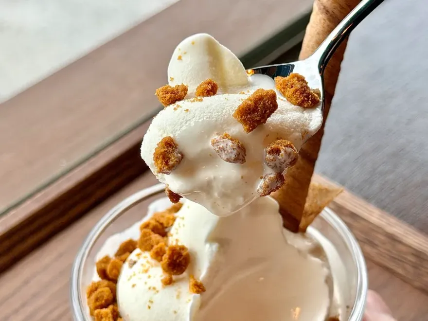 인천 송도 로니브, 감성 케이크 맛집 방문 후기 — 사진 13